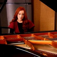 Клип Tori Amos - Carry (2011)