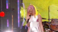 Клип Garbage - Push It (Jimmy Kimmel Live) (2016)