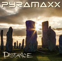 Pyramaxx - Distance (2015)