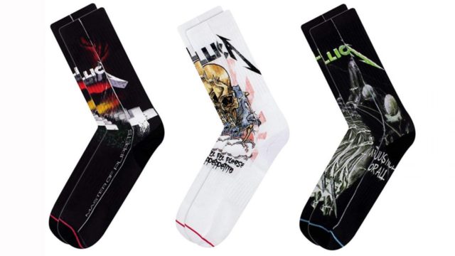 Metallica выпустила носки под своим брендом